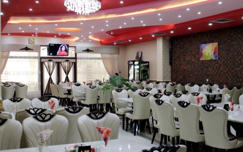 royalsadafresturant-4